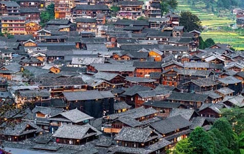 锦州6种常见的外墙仿石漆施工工艺！